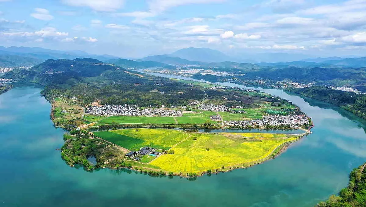 AI数字乡村-数字乡村智慧治理，守护乡村绿水清波