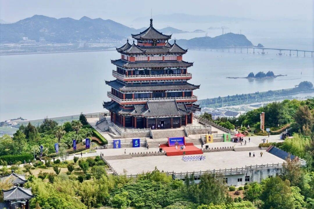 智慧农业-乡村文旅：五一出游小常识，记住四带五不带